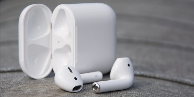 AirPods