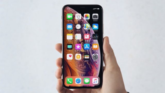 LG, iPhone'lar İçin 400 Bin Adet OLED Panel Üretecek!