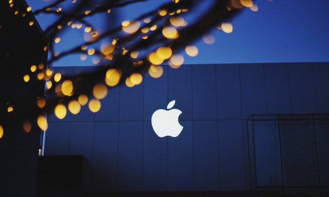 Apple, Çin'deki App Store'dan 700 Uygulamayı Kaldırdı!