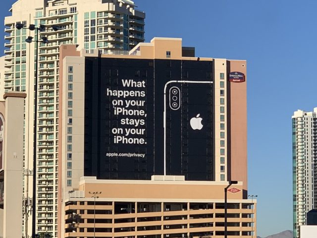 CES 2019 Fuarında Apple'dan Reklam Sürprizi!