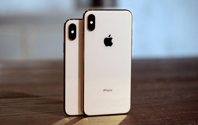 iPhone, Premium Telefon Pazarına Hükmetmeye Devam Ediyor