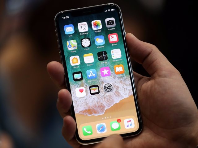 Apple, iPhone Modellerin Üretimini %10 Azalttı