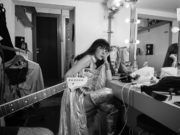 Ünlü sanatçıları iPhone gözünden görün!