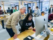 Tim Cook Japonya’da