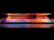 Mac bilgisayarı kafamız ile kontrol ettik!