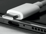 iPhone 16, USB-C ile nasıl şarj edilir?