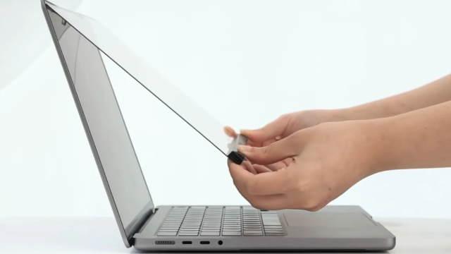 MacBook dokunmatik ekran