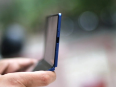 Katlanabilir iPhone modeli için dayanıklılık hamlesi