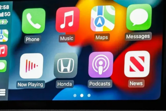 Apple, CarPlay Deneyimini Yapay Zekayla Güçlendiriyor CarPlay Meta AI desteği