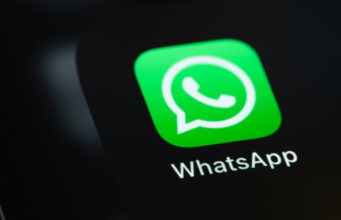 WhatsApp Sohbet Temaları İçin Hareketli Duvar Kağıtları Geliyor WhatsApp sabitlenmiş mesaj bildirimi