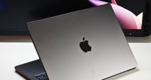 Dokunmatik ekranlı MacBook