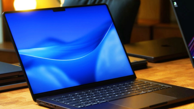adsız tasarım-75 M6 MacBook Pro