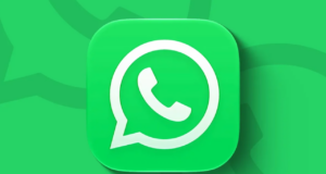 WhatsApp Liquid Glass tasarımı